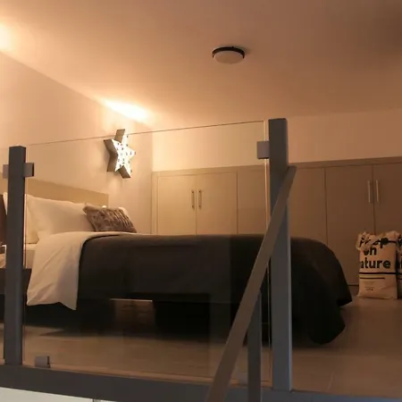 Elegant Loft Skg 2 *